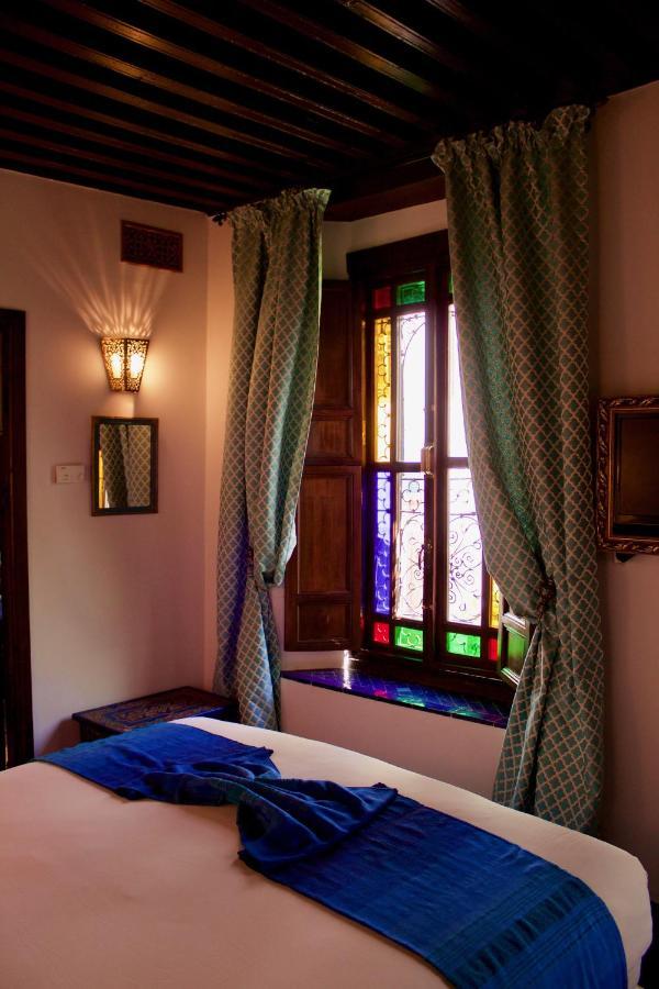 Riad Le Calife Фес Екстериор снимка
