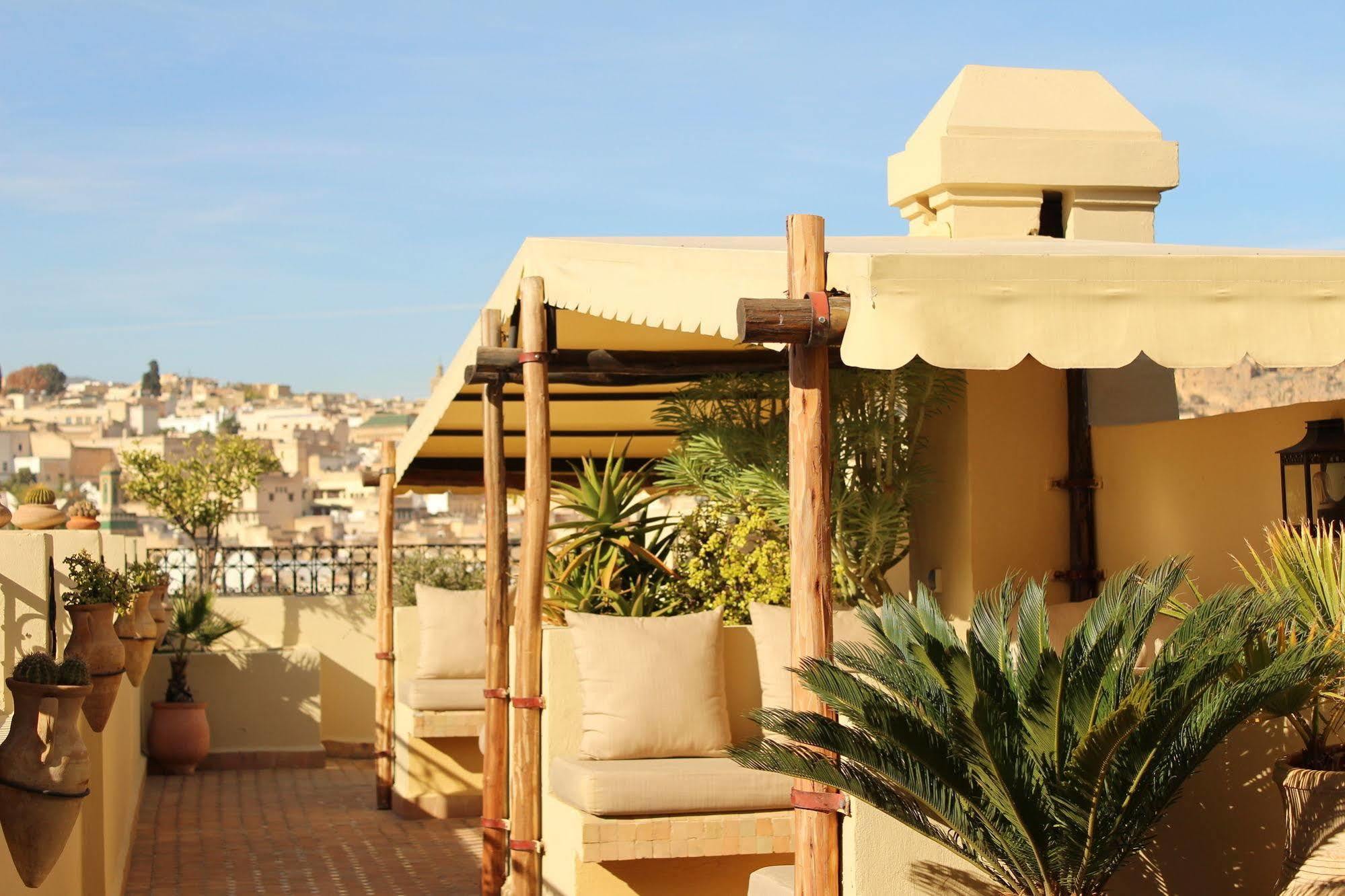 Riad Le Calife Фес Екстериор снимка